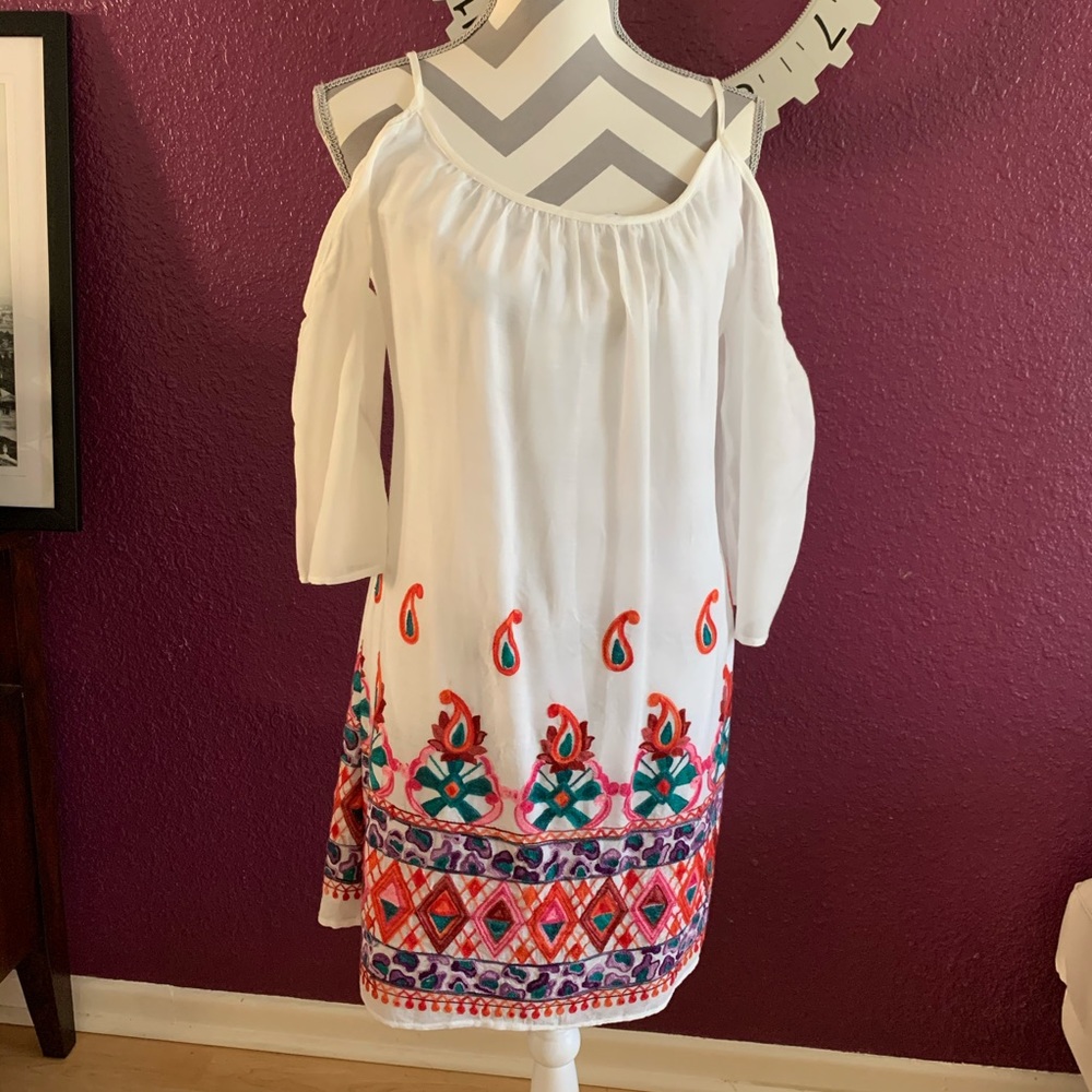 GIANNI BINI GB Beautiful White DRESS Embroidered